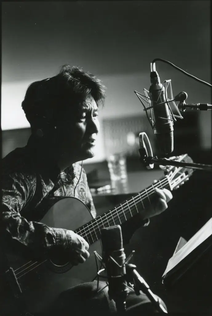 56歳でリストラ 無縁の音楽業界で日本レコード大賞（企画賞）受賞　雇用流動化の今を生き抜く力とは？『部外者の流儀ある日、三木たかしの5000曲を託されたぼくは、いかにしてその価値を最大化したか』刊行 画像 2