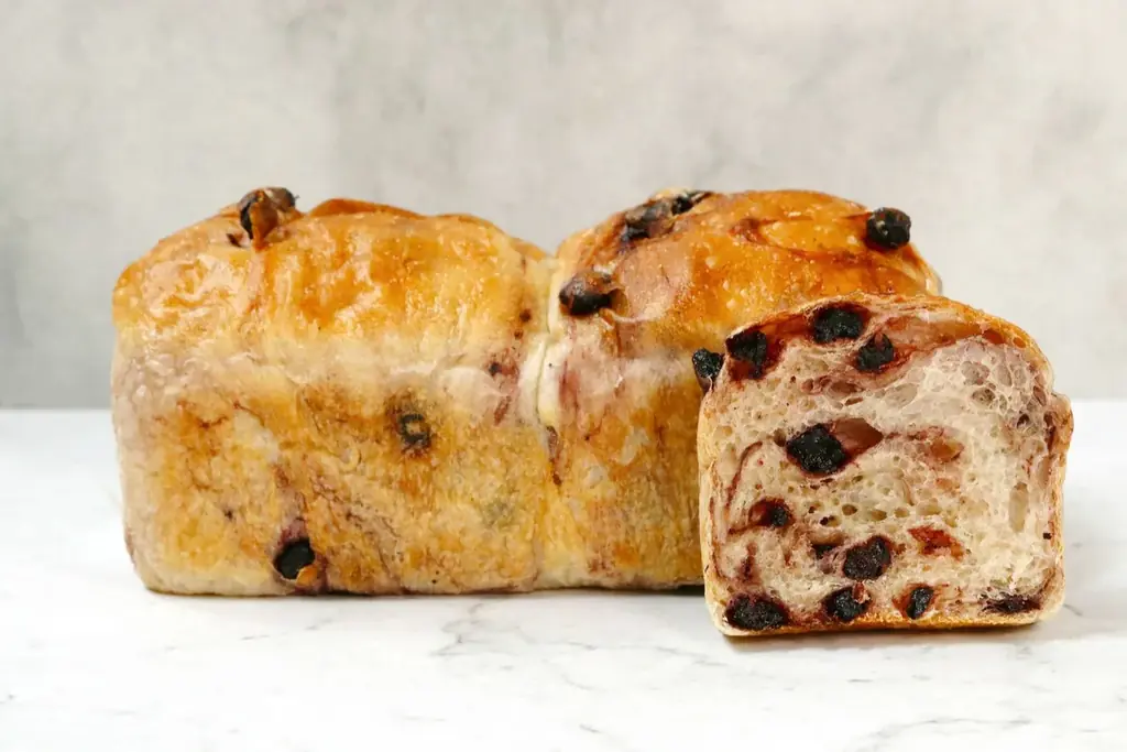 【抹茶×イチゴのもちもちパン】「バゲットラビット」より累計販売数100万個※1突破の「ブール」から抹茶の味わい＆甘酸っぱいイチゴを掛け合わせたハイブリッドな初夏限定フレーバーが登場！ 画像 5