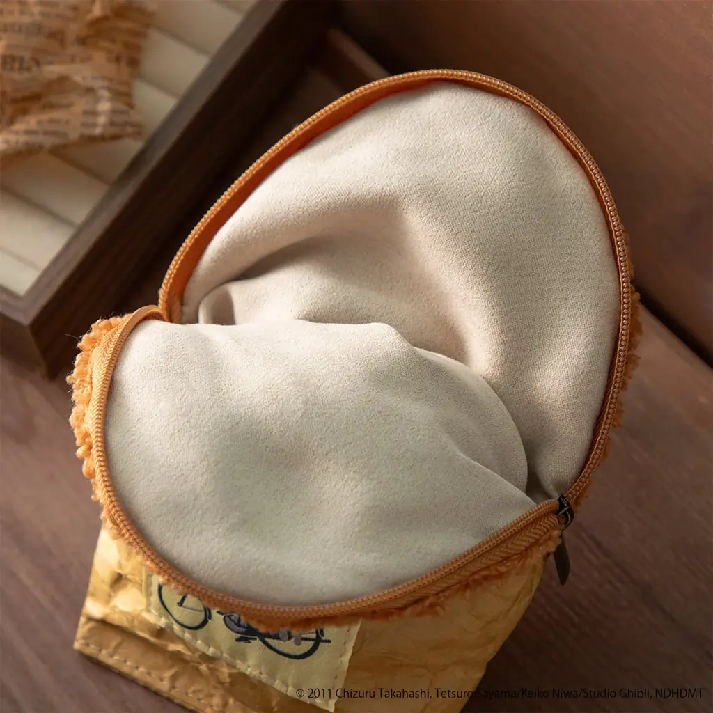 全国の「ジブリがいっぱい どんぐり共和国」にて2026年4月25日(土)より、2011年公開のスタジオジブリ作品『コクリコ坂から』にフィーチャーした新商品7種を発売！ 画像 4