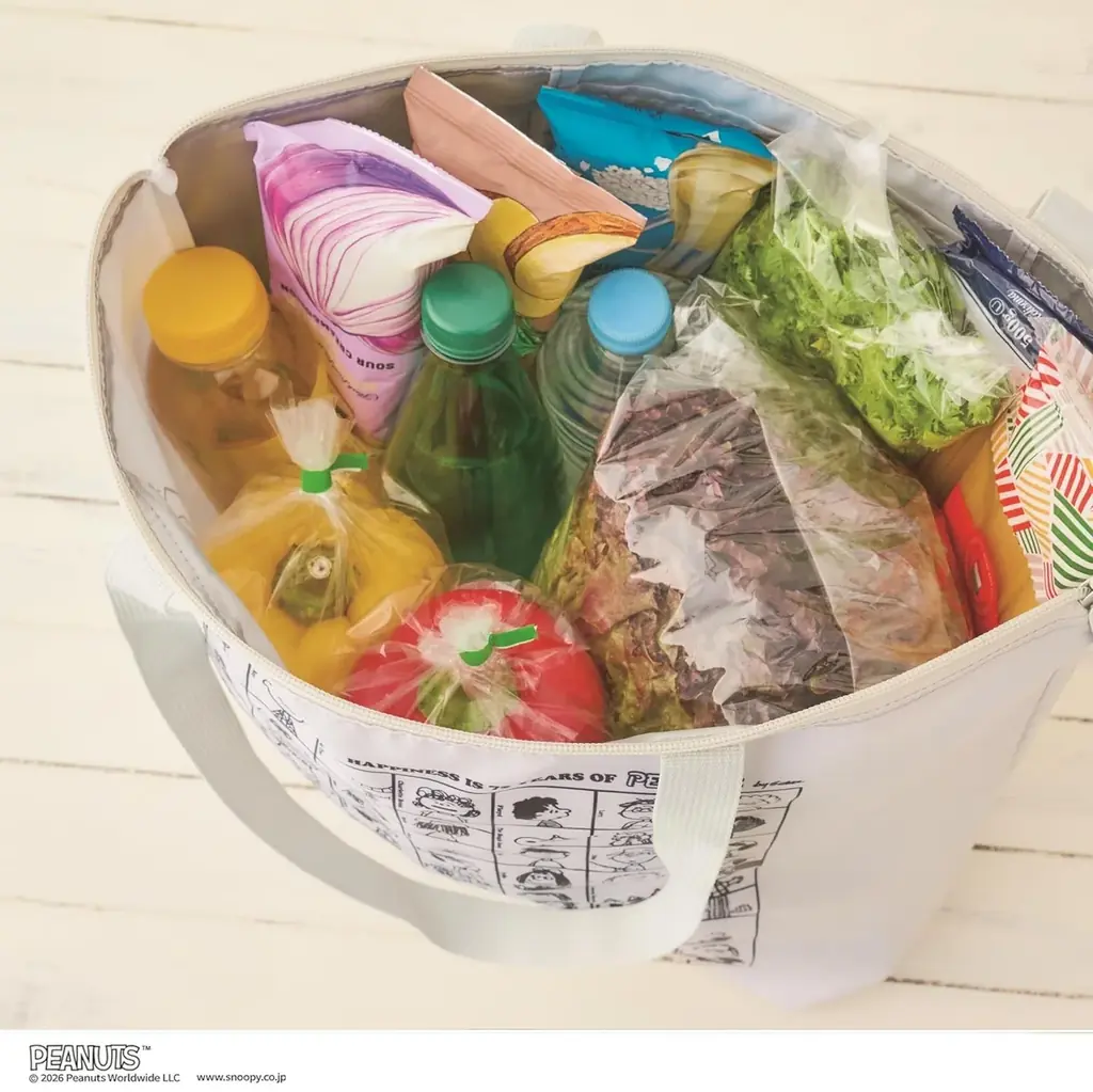 この夏大活躍！『cookpad plus』2026年夏号付録に【PEANUTS誕生75周年記念デザイン】スヌーピー 折りたためる 超BIG保冷バッグが登場します 画像 6