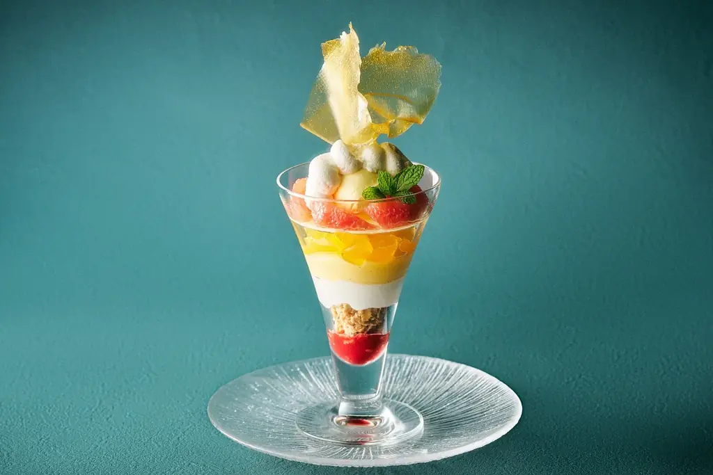 【品川プリンスホテル】夜景とともに味わう“大人のご褒美”『〆パフェ～甘美な余韻のご褒美～』を販売 画像 3