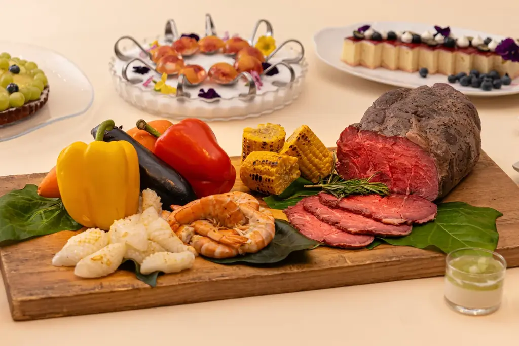 ホテル アゴーラ 大阪守口　マンゴーやメロンなど10種のフルーツに埋もれる　フルーティースイーツ＆ランチディナービュッフェ開催 画像 5