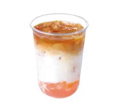 弾ける“もも”のみずみずしさが初夏にぴったり 濃厚クラウンバニラ第2弾「ピーチ&ピーチクラウンバニララテフロート」など展開 画像 4