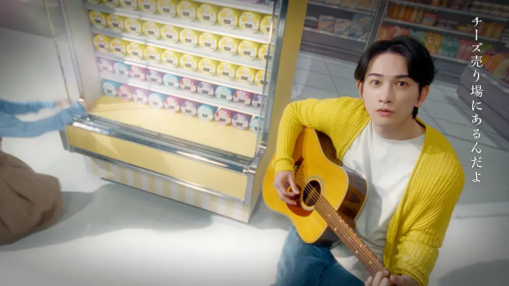 町田啓太さんがギターと歌の弾き語りに人生初挑戦！　QBBチーズデザート6P 新TV-CM 4月18日（土）より全国放送開始！ 画像 6