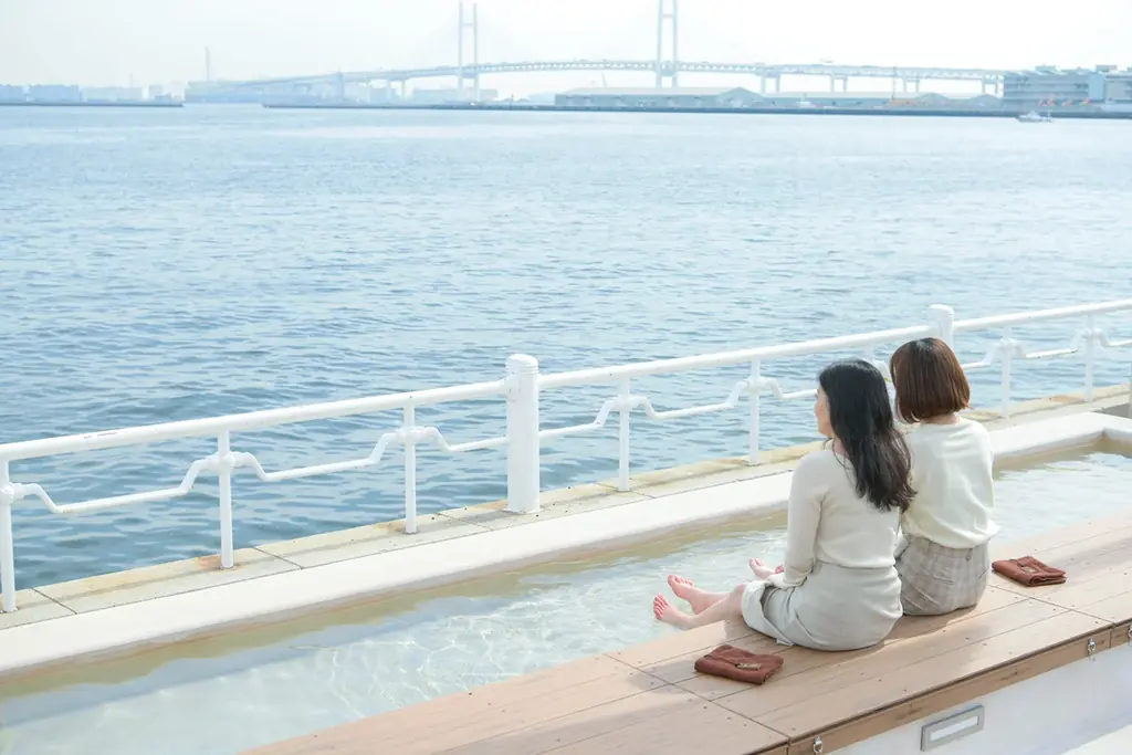 横浜・山下公園の「景色」を味わう一杯。ザ・ワーフハウス山下公園から、横浜ビールと共同開発したオリジナルビール『SUNRISE PARK ALE』2026年4月21日（火）誕生 画像 7