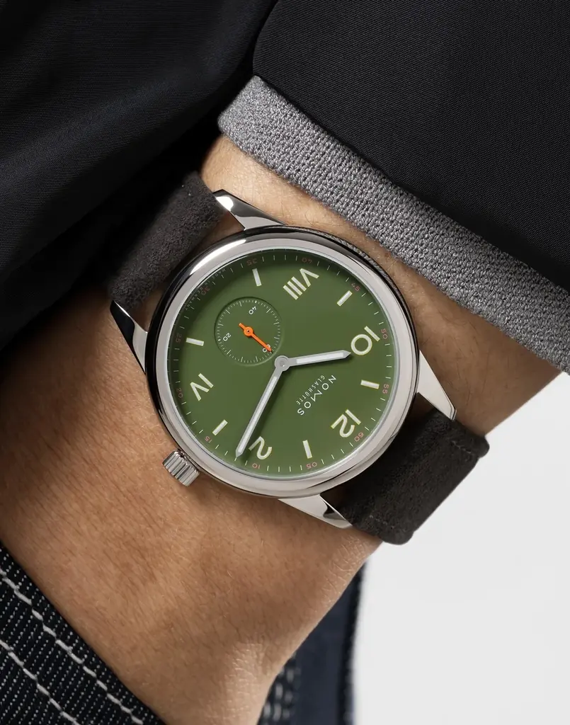 ドイツ時計ブランド「NOMOS GLASHÜTTE /ノモス グラスヒュッテ 」人気の定番モデル「クラブキャンパス」に春を彩る新カラー・フルローズとオールオリーブが登場 画像 3