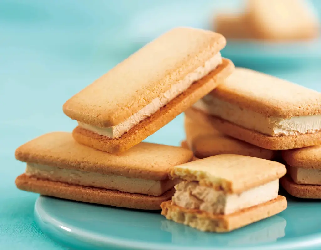 「金しゃちカフェ・サンド」誕生！名古屋で愛されたコロンバンの“モカロール”の味を再現 画像 2