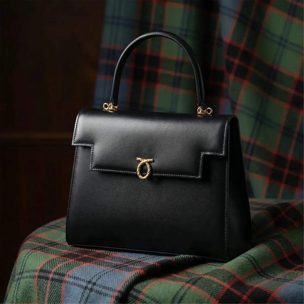 【生誕100周年記念】英国エリザベス2世女王へ捧げる希少な限定アイテムが登場。4月17日（金）より数量限定で順次発売開始 画像 4