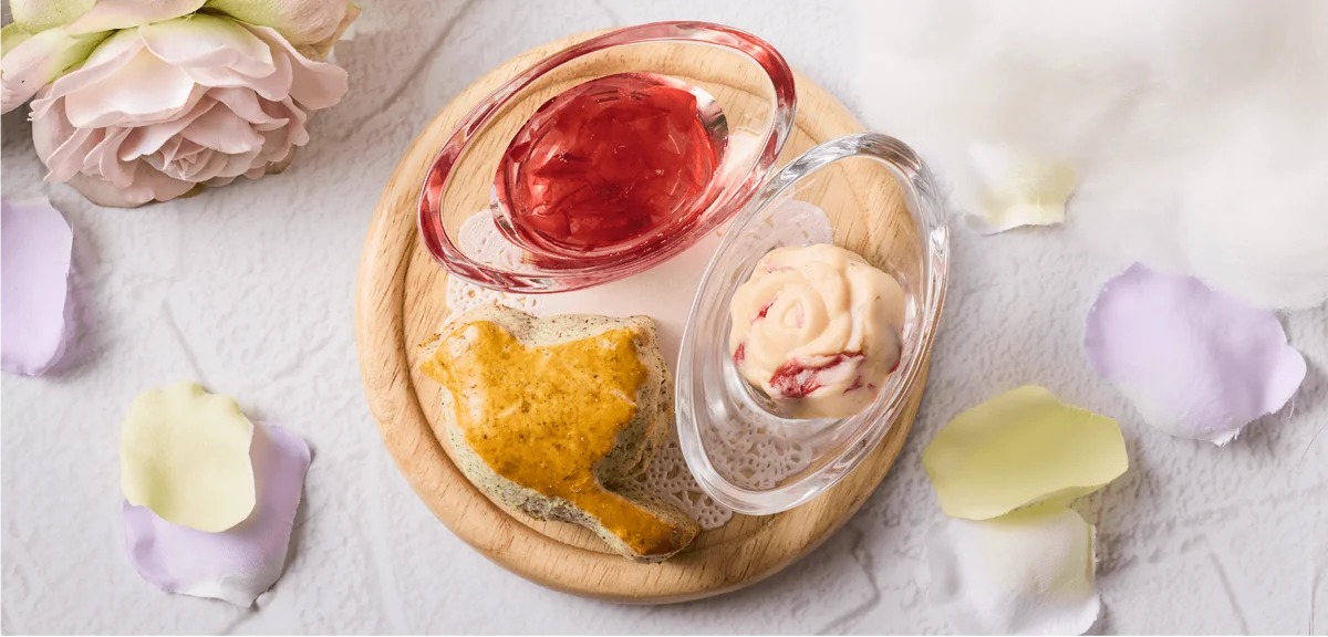 【voco大阪セントラル】5月9日より、バラが香る雲の上の世界へ誘う「クラウド・ローズ アフタヌーンティー ～春のライラック・タイム～」が登場 画像 5