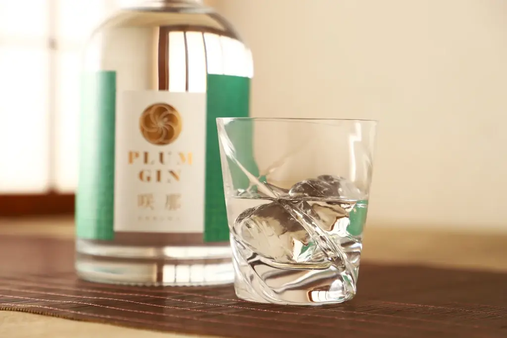完熟南高梅が華やかに香るジン「PLUM GIN 咲那 -sakuna-」が販売開始 画像 3