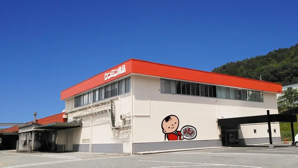 ― 大阪・関西万博のレガシーが丹波篠山に― スイス館モニュメントの一部をケンミン食品篠山工場に設置 4月18日（土）イベント「健やかケンミン春まつり」でお披露目 画像 2