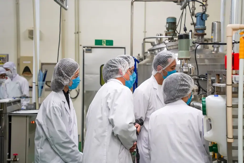 しゃりっ、さくっ、ふわっ 一口で世界が変わる！北海道新銘菓「北のシロエ」4月25日（土）発売 画像 15