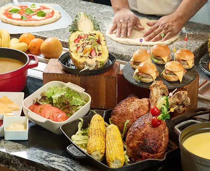 ルネッサンス リゾート オキナワ【こどもの日・母の日・父の日】海を望むレストランでランチブッフェイベント開催 画像 5