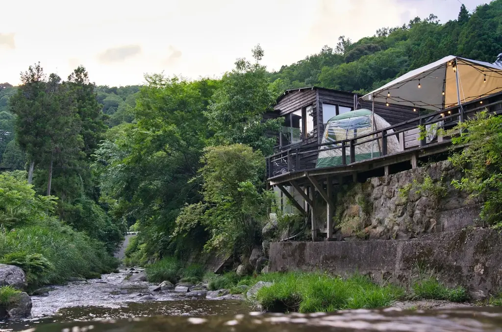【愛知県岡崎市】手ぶらで泊まれるサウナ体験！川にダイブする “川サ” × サウナ飯の宿泊プランが登場。 画像 3