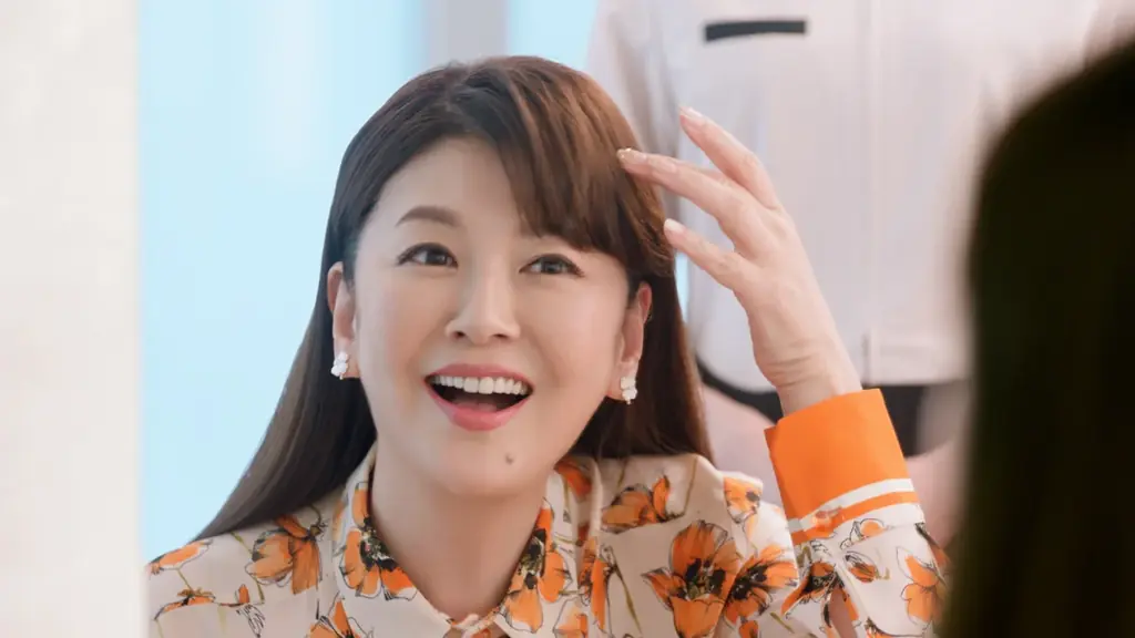 レディースアートネイチャーは「髪の美容のワンダーランド！」南野陽子さんもビューティアップ体験 新CM ビューティアップ 「大人の髪の美容室」篇 2026年4月20日（月）より放送開始 画像 2