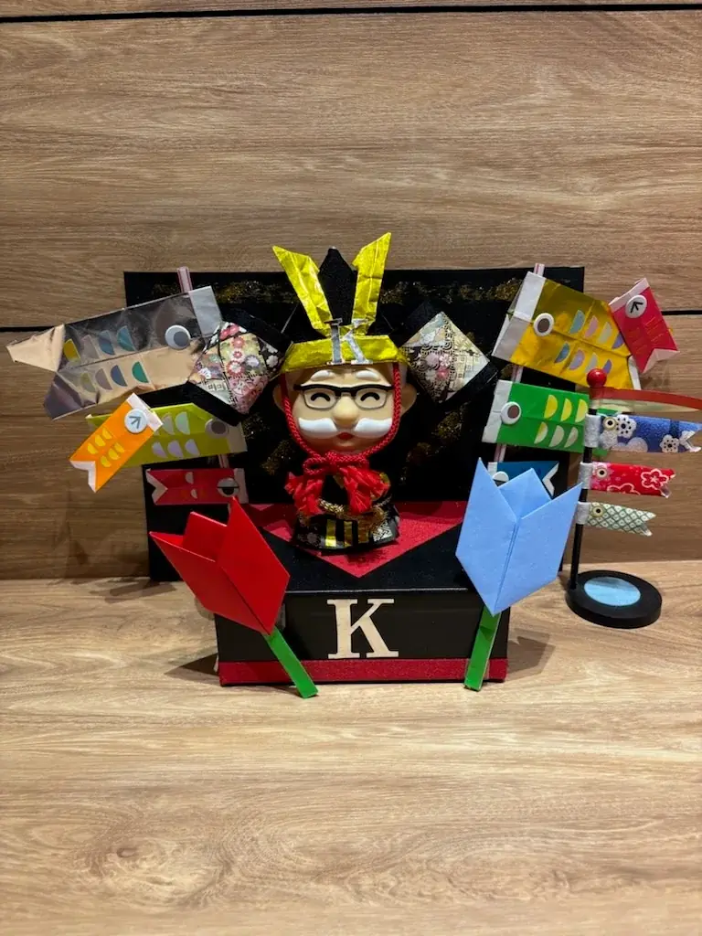 【限定ステッカーが手に入る塗り絵キャンペーンが初登場】各店舗の従業員手づくりの個性豊かな甲冑姿がお出迎え「武者カーネル」4月29日(水・祝)から期間限定で展示 画像 5