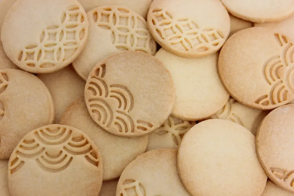 【WASHI CAFE 紙遊】1周年記念、岐阜県産米粉「ハツシモ」使用のアイスクッキーサンドをオンライン販売開始 画像 4