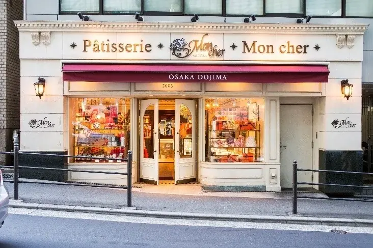 【CANDEO HOTELS×モンシェール】大阪の陽光に包まれて味わう、とろける至福の“大人の贅沢”を提供“まるでティラミス”なCANDEO HOTELS限定「堂島ロール」が登場！ 画像 8