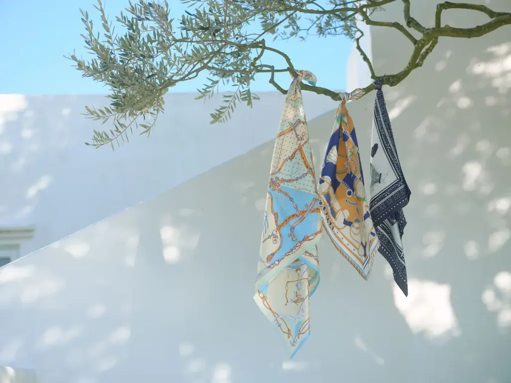 【マニプリ】阪急うめだ本店で初のポップアップイベントを4月22日(水)〜4月27日（月）に開催。GWのおでかけ計画に役立つ、マニプリのスカーフ使いをご提案いたします。 画像 7