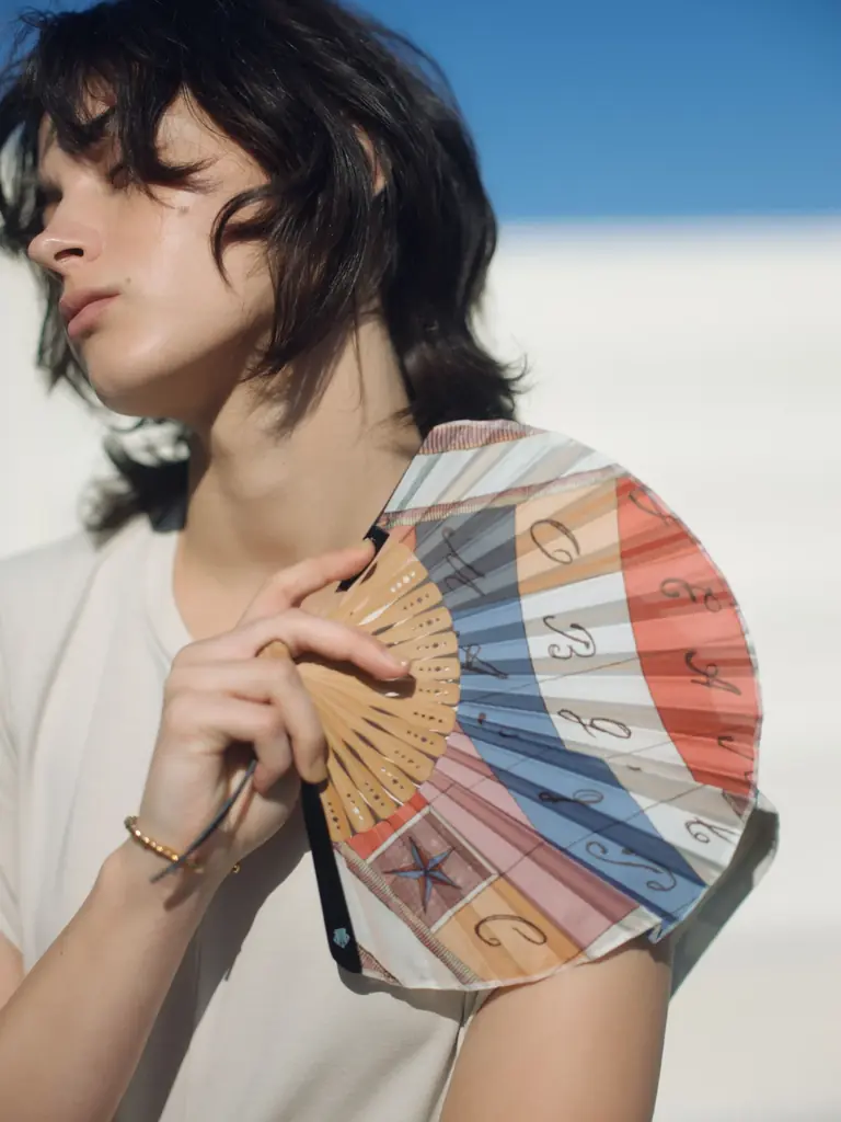 【マニプリ】阪急うめだ本店で初のポップアップイベントを4月22日(水)〜4月27日（月）に開催。GWのおでかけ計画に役立つ、マニプリのスカーフ使いをご提案いたします。 画像 9