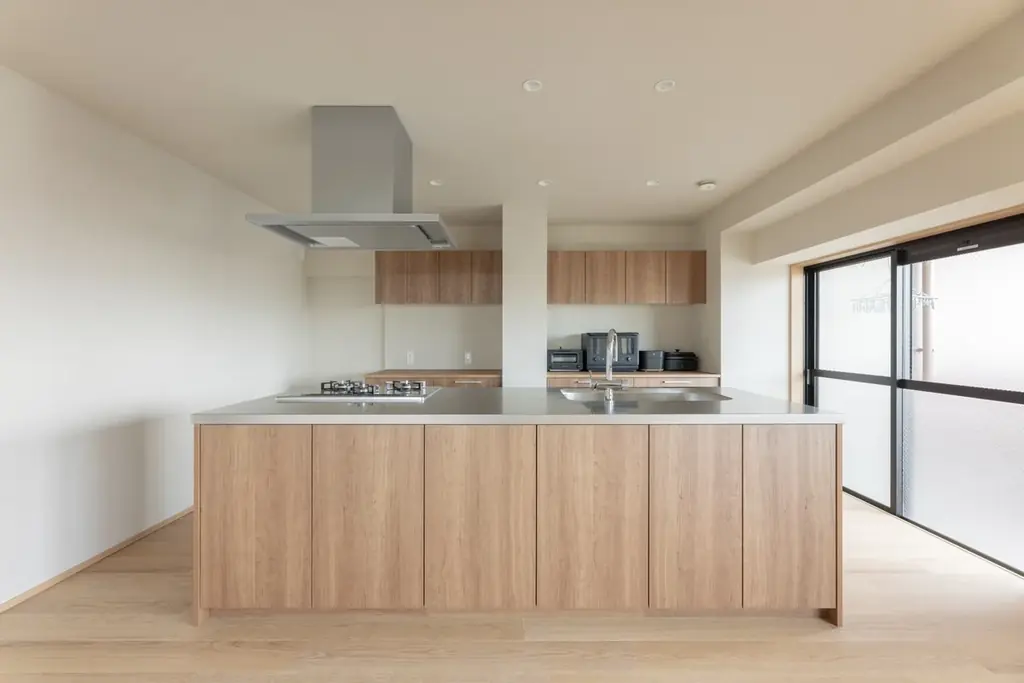 「賢く選び、私たちらしく」定額制で叶えた22畳の大空間。アイランドキッチンと回遊動線が織りなす、マンションリノベ完成見学会を愛知県岡崎市で開催 画像 3