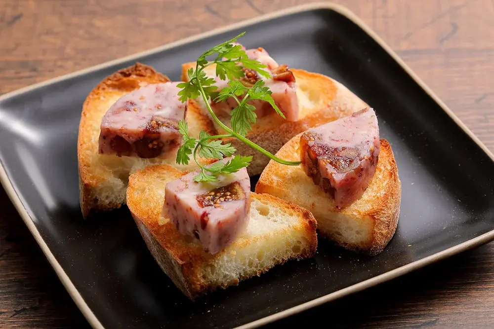 焼鳥ダイニング「コッコちゃん」が大胆リニューアル！エリア限定３店舗だけで「カジュアル・洋風」スタイルへ一新。4月22日からオシャレで身近でカジュアルな洋風ラインナップが登場。 画像 5