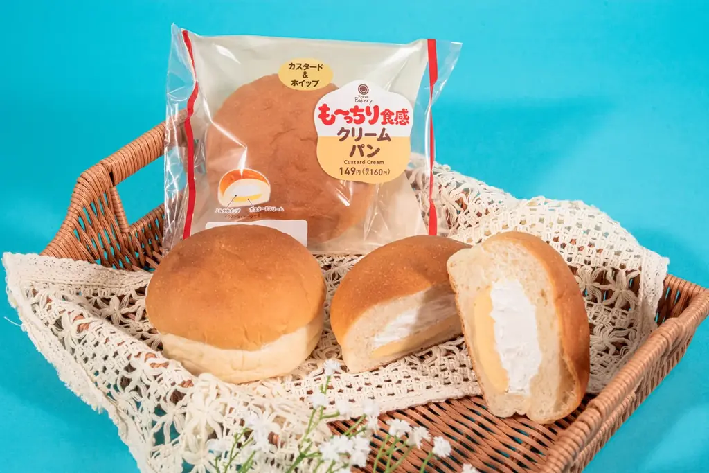 発売から13日で累計販売数533万食突破！生コッペパンに次ぐ大ヒット！パン好きファミマ社員から「売れそう」と票を最も集めた「も～っちり食感クリームパン」が4月21日（火）から新発売！ 画像 1