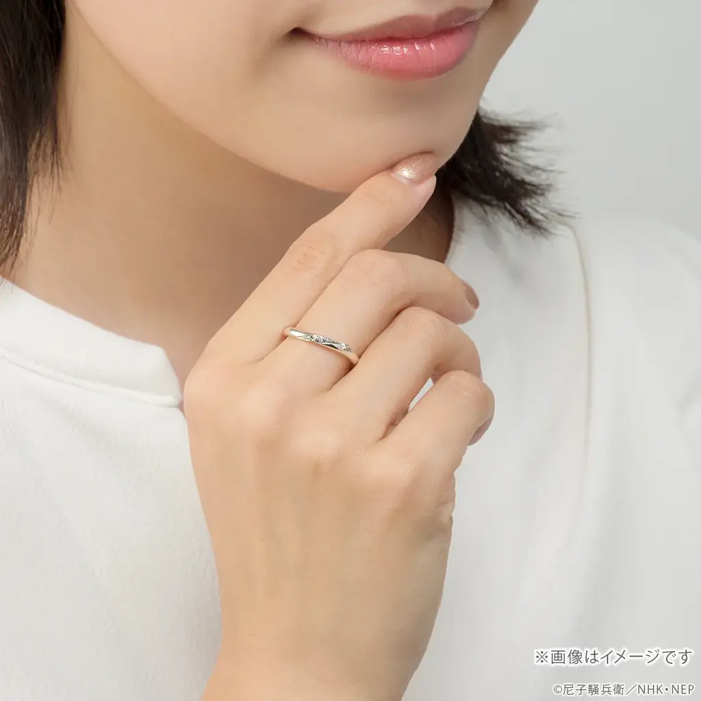 選べる刻印のラインナップ17種類追加！全28種類。【忍たま乱太郎】シンプルリング（指輪）手裏剣モチーフから連なる3つのストーンが煌めくデザイン 画像 4