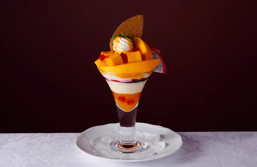 「資生堂パーラー 銀座本店サロン・ド・カフェ」、初夏の実りを堪能できる、5月限定パフェなどを展開！ 画像 4