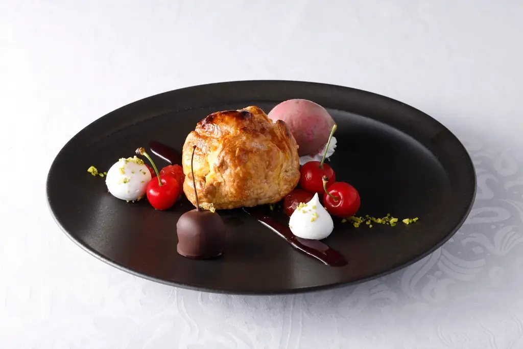 「資生堂パーラー 銀座本店サロン・ド・カフェ」、初夏の実りを堪能できる、5月限定パフェなどを展開！ 画像 5