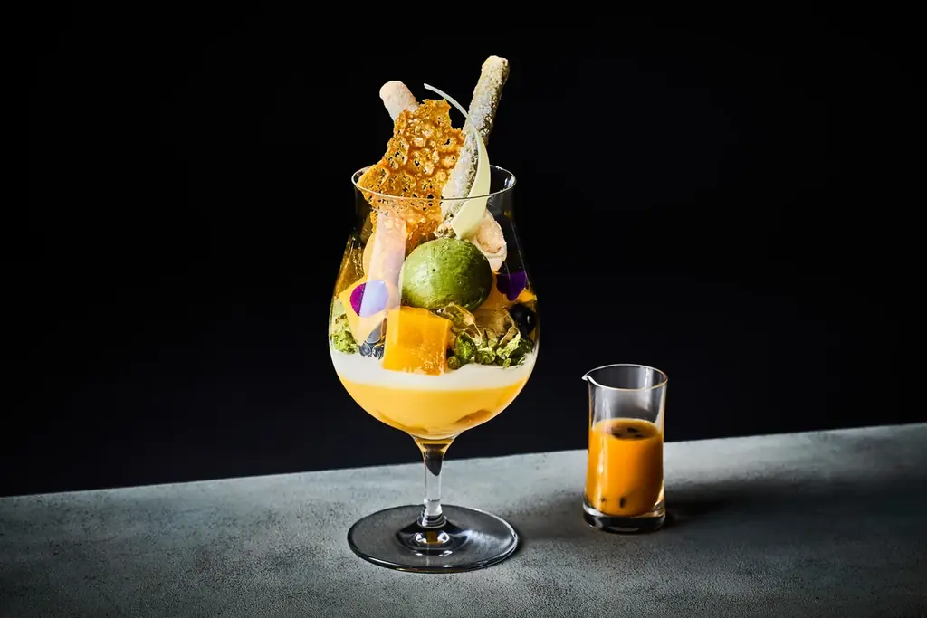 【ホテルメトロポリタン】～マンゴーと抹茶、至福のマリアージュ～初夏を彩る麗しの「Seasonal Parfait」 画像 1