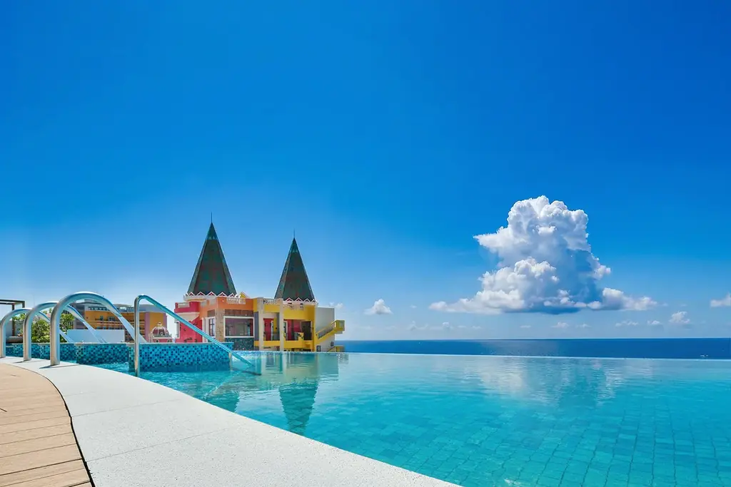 【沖縄リゾート最旬スタイル　「サウナ×プライベート×プール」で心身を解き放つ。ゴールドスイート全室バレルサウナ導入記念　2026年4月21日よりお得な宿泊プランが登場】 画像 5