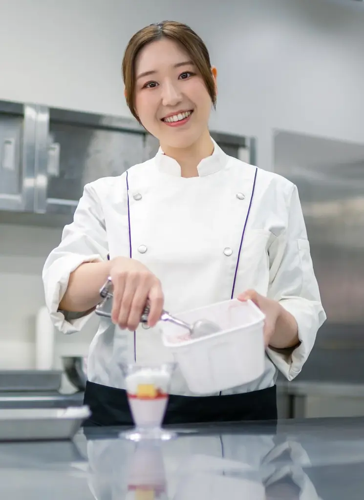 昭和レトロな贅沢。「昔ながらのかため食感」がたまらない！「クラシックプリンパフェ」が登場！ 画像 8