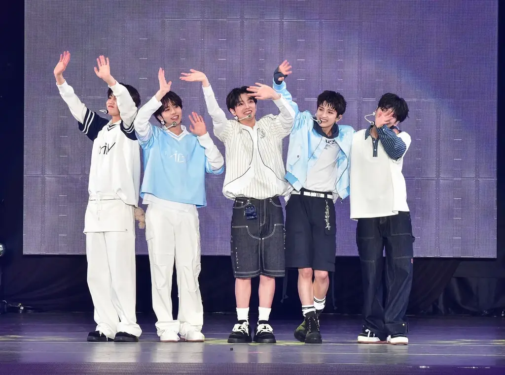 BTS・TOMORROW X TOGETHER発掘のキム・ミジョンがプロデュースする全員10代日本人5人組「VIBY」、Rakuten GirlsAwardに初出演！次なる舞台は8月の武道館へ。 画像 1