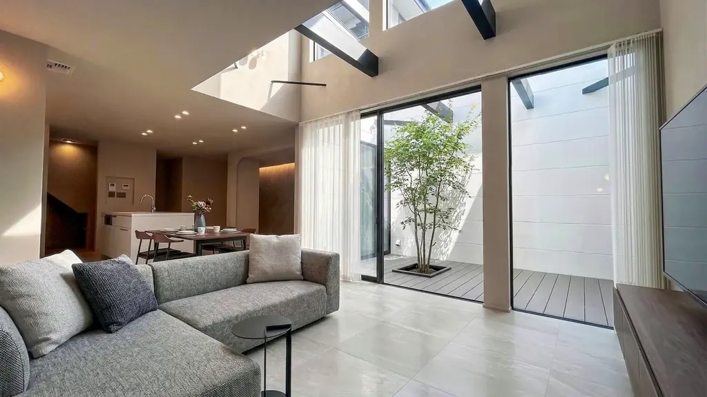 【4/28(火) 豊田市に新OPEN】日常を忘れるホテルライクな邸宅。「隠し扉」で大人の遊び心を忍ばせたモデルハウスを初公開。失敗しない家づくりの第一歩は、ここから。 画像 4