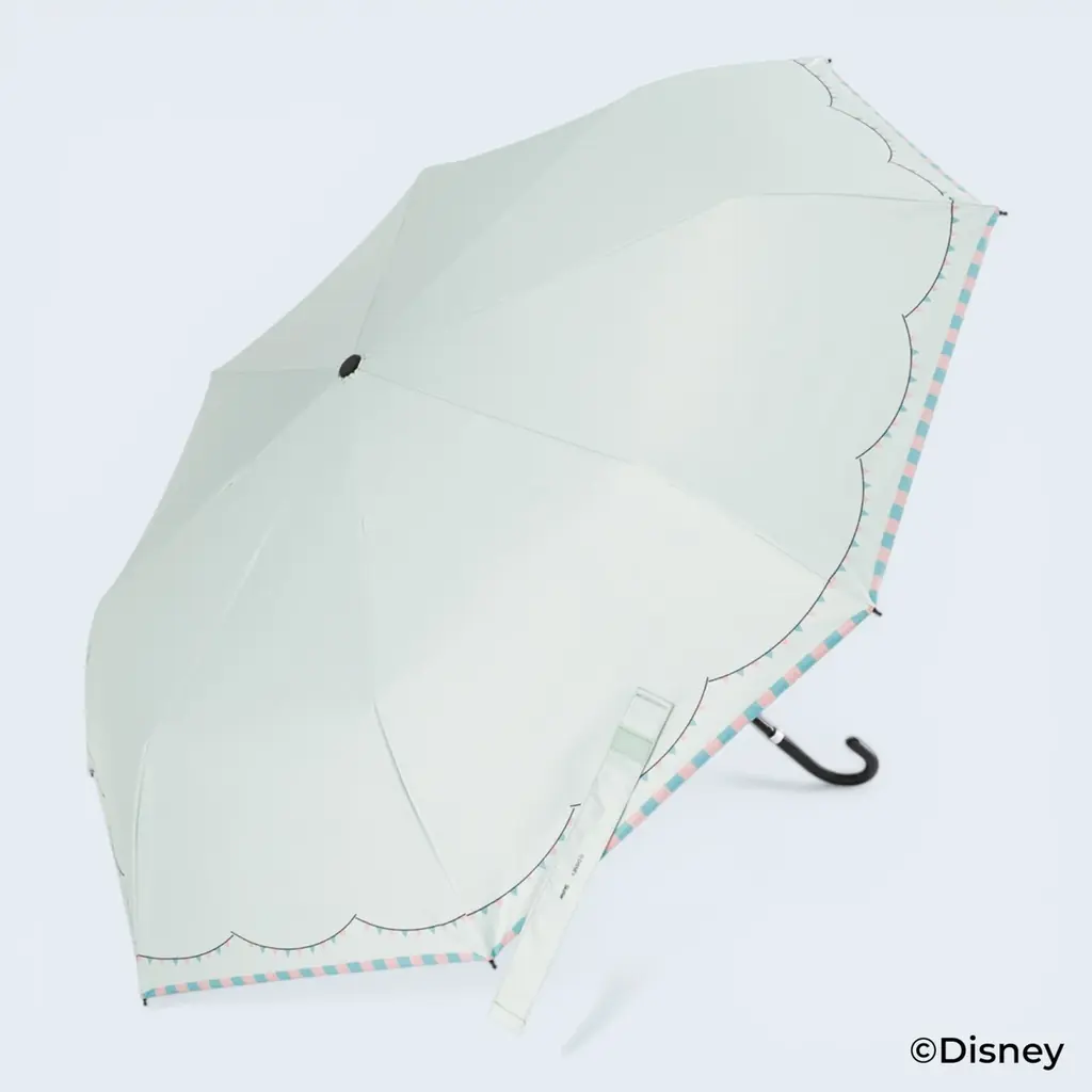 【ディズニー】映画の名シーンが傘の内側に広がる晴雨兼用折りたたみ傘！スケーターよりDisney THE MARKET in 阪急うめだ本店にて先行発売 画像 9
