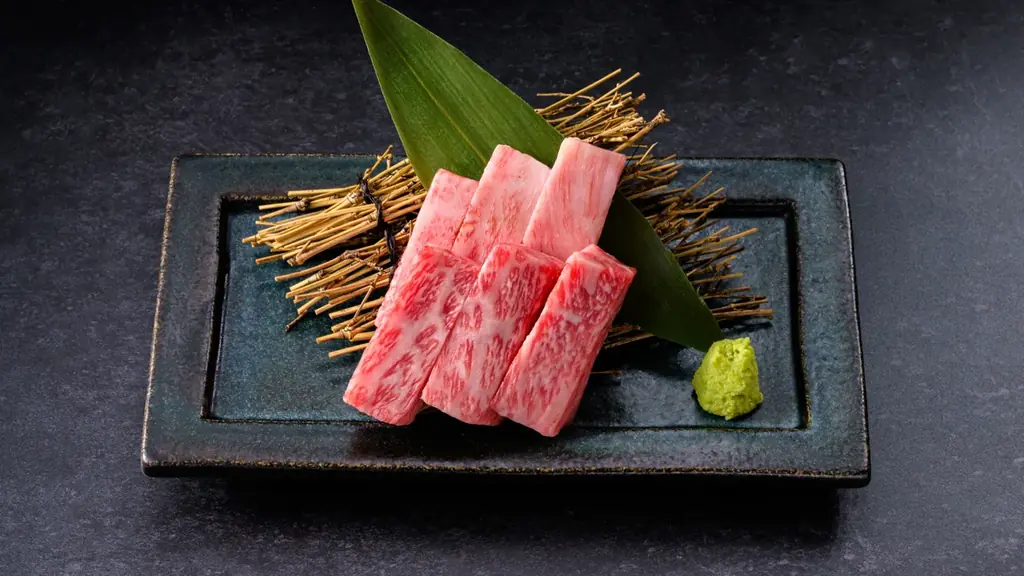 最優秀賞チャンピオン牛を数量限定で提供。焼肉店『牛恋』が4月29日に「肉の日」キャンペーン特別回を実施。毎月29日恒例の120分飲み放題550円も楽しめる。 画像 2