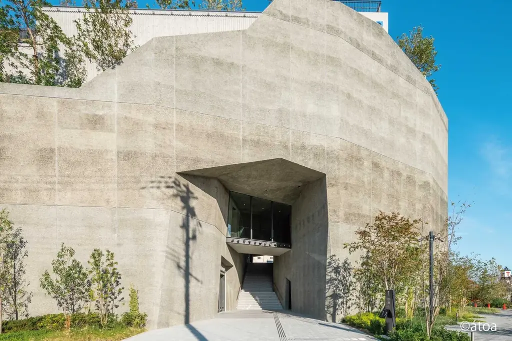 【神戸メリケンパークオリエンタルホテル】神戸初！幻想的な都市型水族館「átoa」で花束サプライズ　大切な人との記念日を彩る“アニバーサリーステイプラン”販売 画像 5