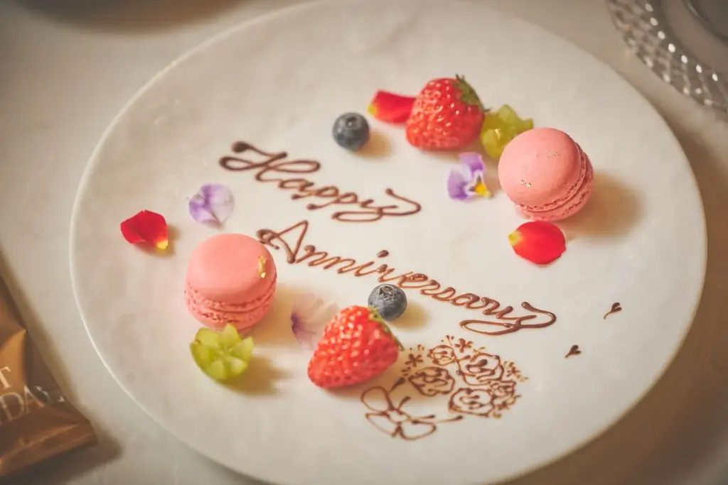 【名古屋】＜開業10周年＞旨みたっぷりの“イサキ”や濃厚な甘味が特徴の“シマアジ”。デザートは瑞々しい桃パフェを堪能！「五感で楽しむ初夏の特別コース」販売 画像 12