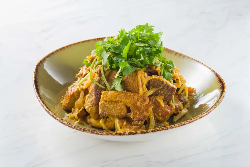 【コートヤード・バイ・マリオット札幌】5月スタート 初夏を彩る美食体験―「Substance」インド・ネパール ランチブッフェと「THE LOUNGE」母の日パフェ＆メロンアフタヌーンティーなど 画像 5