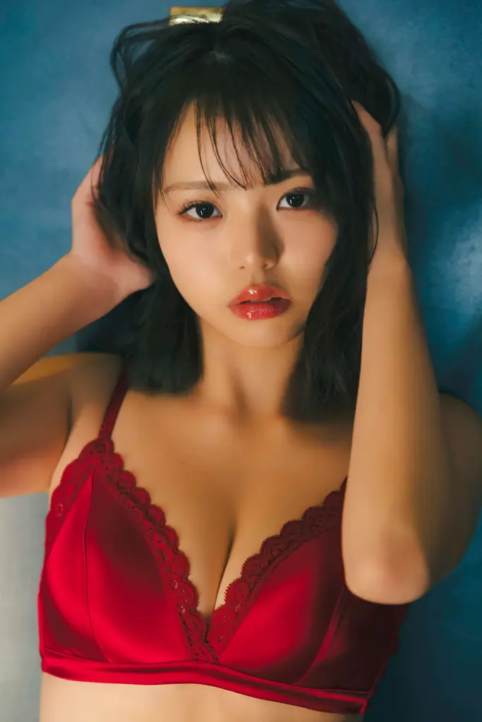 「B.L.T.6月号」より櫻坂46山下瞳月・武元唯衣の表紙&裏表紙が解禁！ “国立”ライブレポも掲載し、グループの“継承と進化”を示す計35Ｐ・26,000字超の大特集‼ 画像 16