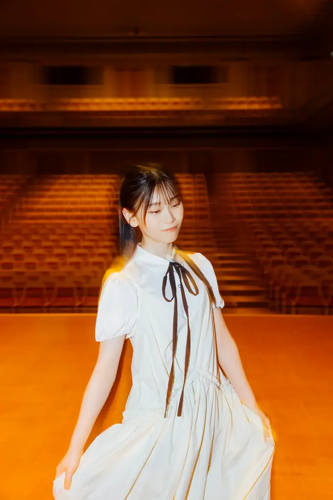 「B.L.T.6月号」より櫻坂46山下瞳月・武元唯衣の表紙&裏表紙が解禁！ “国立”ライブレポも掲載し、グループの“継承と進化”を示す計35Ｐ・26,000字超の大特集‼ 画像 4