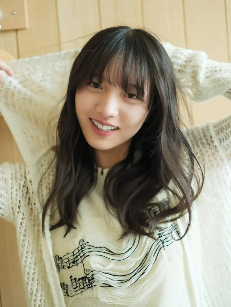 「B.L.T.6月号」より櫻坂46山下瞳月・武元唯衣の表紙&裏表紙が解禁！ “国立”ライブレポも掲載し、グループの“継承と進化”を示す計35Ｐ・26,000字超の大特集‼ 画像 8