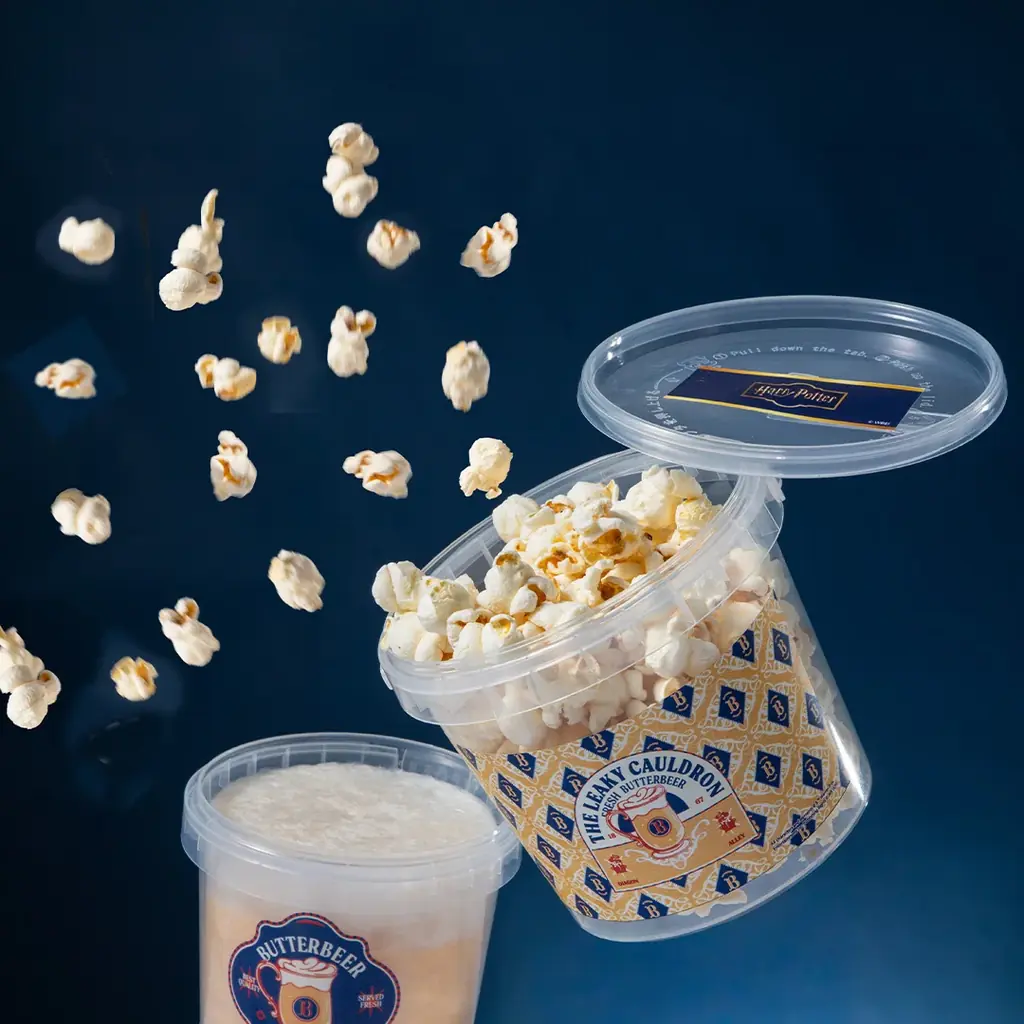 「バタービールトラック」が、名古屋・栄にやってくる！2026年4月29日(水・祝)よりオアシス21に展開するバタービールトラックにて、「ハリー・ポッター　マホウドコロ」の限定品と新商品を販売 画像 2