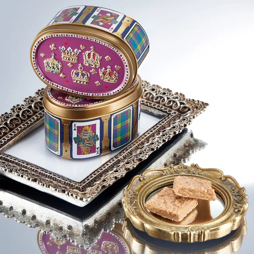 青山デカーボ初の店舗を伊勢丹新宿店にオープン！「ネコの宝石」付きの店舗限定『ネコのトランプ缶』も新発売 画像 10