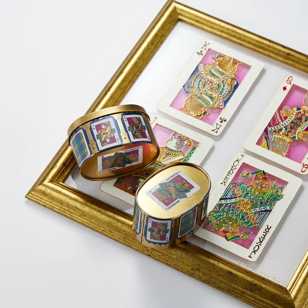 青山デカーボ初の店舗を伊勢丹新宿店にオープン！「ネコの宝石」付きの店舗限定『ネコのトランプ缶』も新発売 画像 4