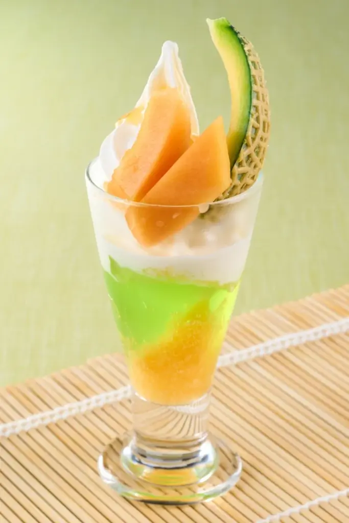 夢庵で昨年20万食以上販売(※1)した人気スイーツが今年も！「国産赤肉メロンデザート」7種が限定登場 画像 4