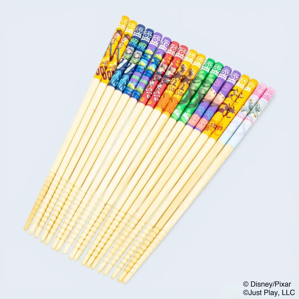 【訂正】【トイ・ストーリー】映画の感動をそのまま持ち歩こう！「Disney THE MARKET in 阪急うめだ本店」にて4/29～スケーターがランチ巾着＆竹箸を先行販売開始 画像 2