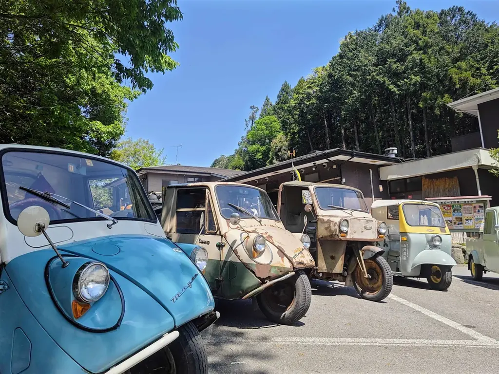 4月29日開催 玉川温泉で昭和レトロ祭 旧車展と縁日