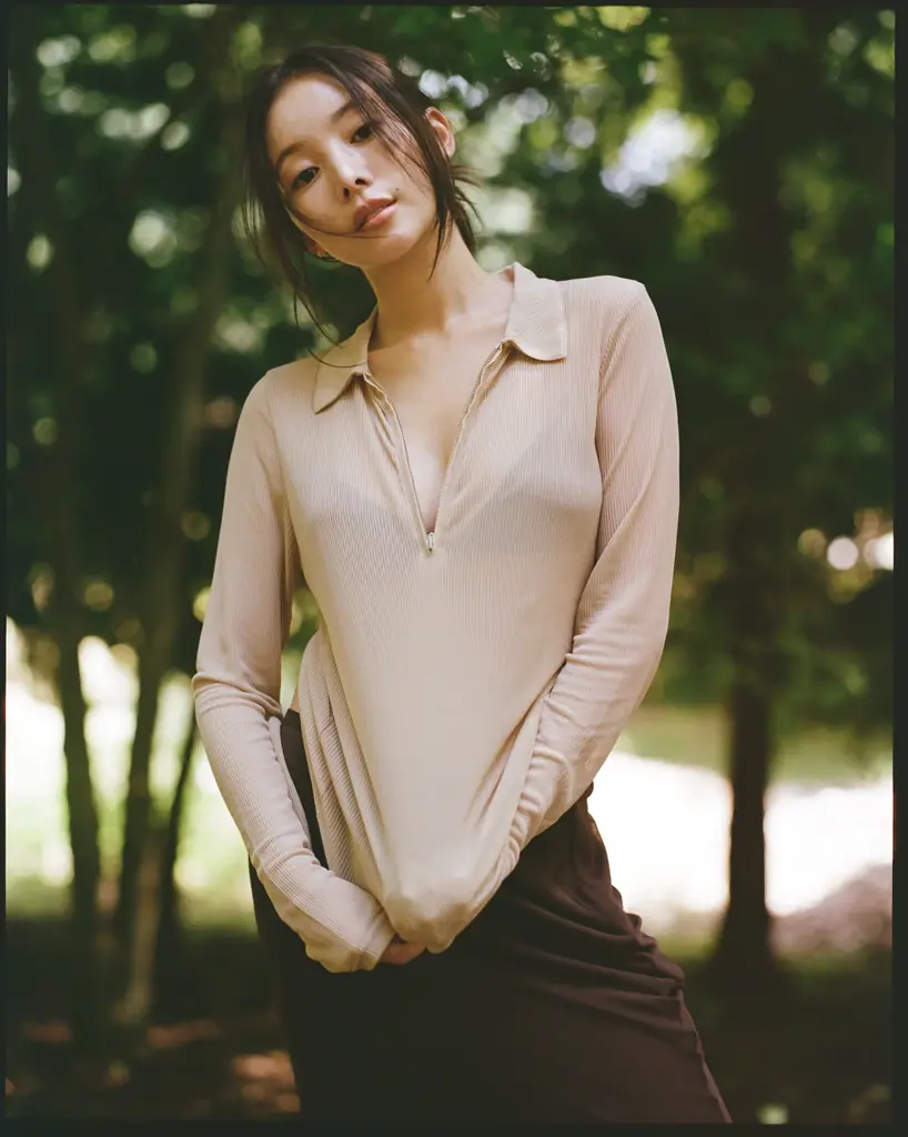 稲垣莉生『SHEER』が6/12発売　素の美を写す